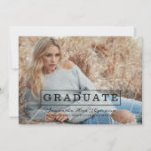 Modern Typography Photo Afstuderen Invite | Zwart Kaart (Voorkant)