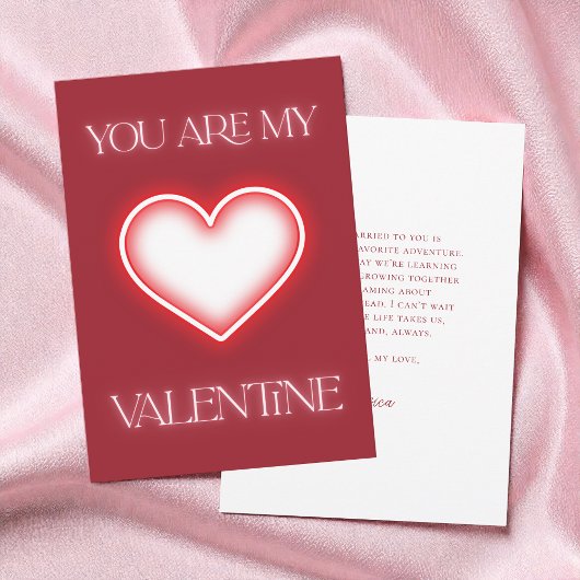 Modern Typography Red Heart Valentine's Day Feestdagenkaart