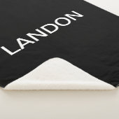 Modern uitziende vet zwart wit tekst sherpa deken (3/4)