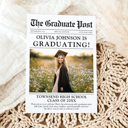 Modern Unique Fun Photo Krant Afstuderen Kaart