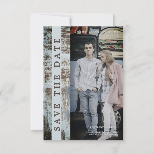 Modern Urban Grunge Romantic Engaged Couple (Voorkant)