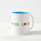 Modern veelkleurig gepersonaliseerd liefdevol hart tweekleurige koffiemok (Voorkant rechts)