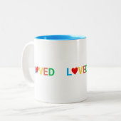 Modern veelkleurig gepersonaliseerd liefdevol hart tweekleurige koffiemok (Voorkant links)