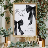 Modern Verloving Ze zei ja Coquette Black Bow Poster