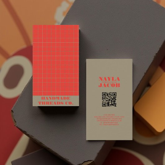 Modern vet rood geruit patroon QR-code Visitekaartje