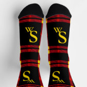 Modern Vet, zwart, rood, geel plaid monogram Sokken (Top)