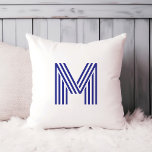 Modern vetmonogram | Elke kleur Kussen<br><div class="desc">Dit moderne en stijlvolle kussen is voorzien van uw monogram in een trendy, gestreept, disco-stijl typografie initiaal. Het kussen zoals hier weergegeven is voorzien van een blauwe letter op een witte achtergrond, maar u kunt gemakkelijk elke kleur kiezen voor de letter en de achtergrond in het ontwerpgereedschap. Een mooie en...</div>