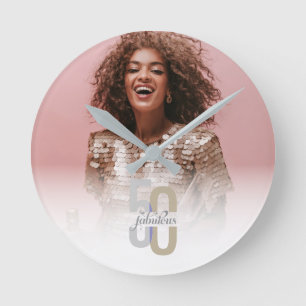 Modern Vijftig & Fabulous 50ste verjaardag Elegant Ronde Klok