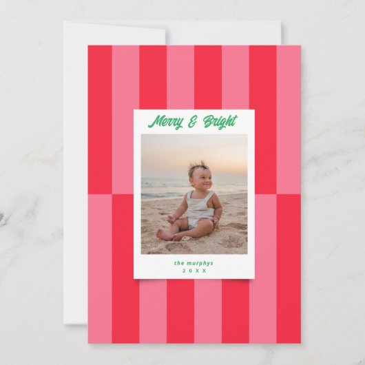 Modern Vrolijk & Helder Rood & Roze Stripes Kerstm Feestdagenkaart (Voorkant)