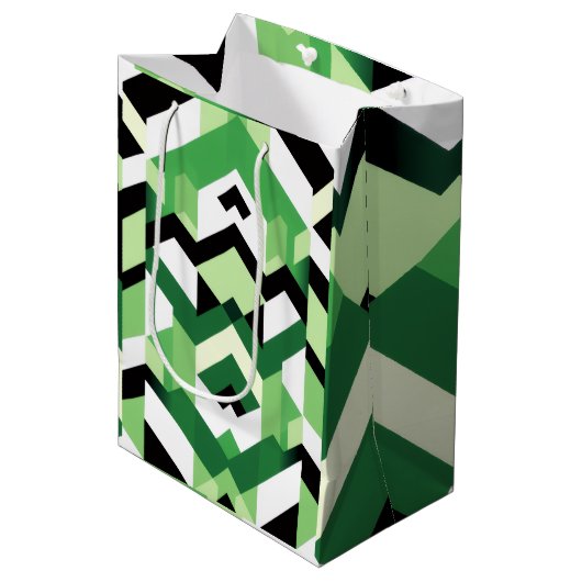 Modern Wasabi Green Block Chevron Design GIft Medium Cadeauzakje (Voorkant Gekanteld)