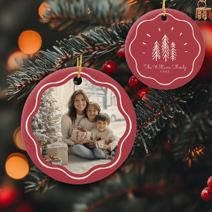 Modern Wavy Lijst Familiefoto Gedempt Rood Keramisch Ornament