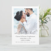 Modern We Bied de Knoop Foto Elopement Bruiloft Aankondiging (Staand voorkant)