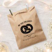 Modern We Bied de Knoop Pretzel Bruiloft Bedankzakje (Geknipt)