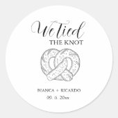 Modern We gebonden de knoop pretzel gunsttas bruil Ronde Sticker (Voorkant)
