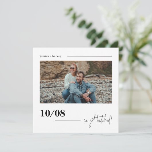 Modern we hebben de aankondiging van gehitte fotoe (Staand voorkant)