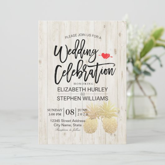 Modern Wedding Golden Pineapple Couple Rustic Wood Kaart (Staand voorkant)