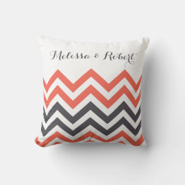 Modern Wedding Jubileum Couple Names Chevron   Kussen