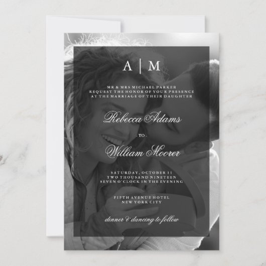 Modern Wedding Photo Uitnodiging | Zwarte overlay (Voorkant)