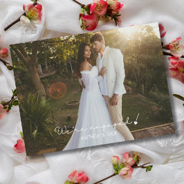 Modern We're Engaged Heart Verloving Info Foto Briefkaart