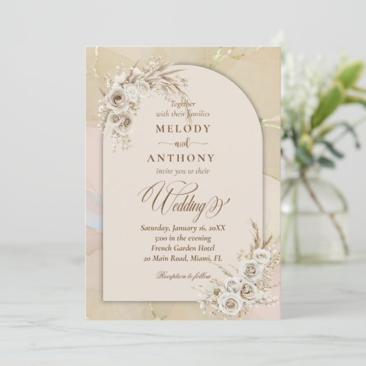 Modern White Boho Floral Arch Wedding Invitation Kaart (Staand voorkant)