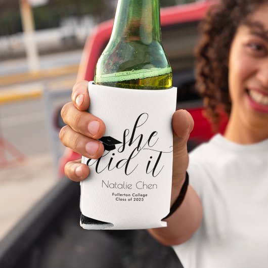 Modern White Elegant Ze deed het afstudeerfeest Blikjeskoeler