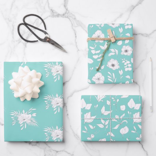 Modern White en Aqua Flowers en Leaves Inpakpapier Vel (Voorkant)