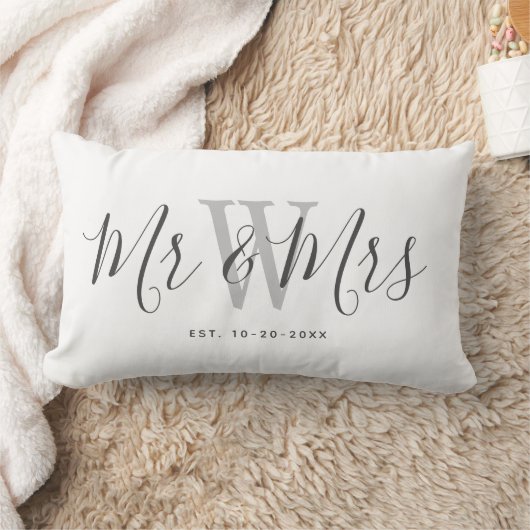 Modern White Grey Mr. en Mrs Keepomwille Monogramm Kussen (Deken)