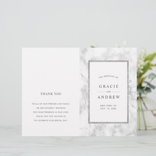 Modern White Marble Folded Wedding Programme (Staand voorkant)