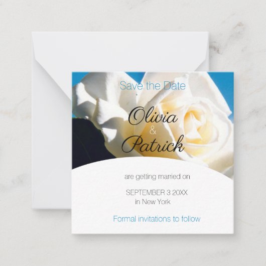 Modern White Rose Wedding Save the Date Notitiekaartje (Voorkant)