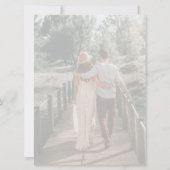 Modern White Sage Green Fresh Spring Photo Wedding Kaart (Achterkant)