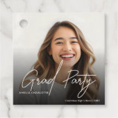 Modern White Script Afstudeerder Party Foto Bedankjes Labels (Voorkant)