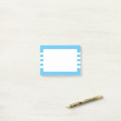 Modern White Stripes Sky Blue Post-it® Notes (Op bureau)