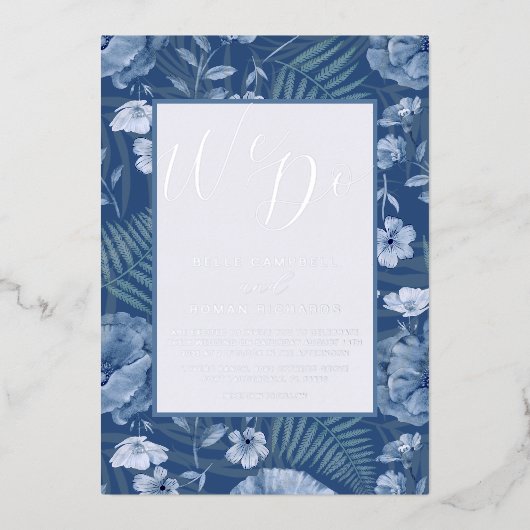 Modern Wild Flowers Blue & Silver We Do Wedding Folie Uitnodiging (Voorkant)