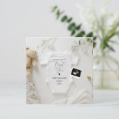 Modern Wild Flowers zwangerschapsaankondiging Kaart (Staand voorkant)