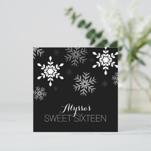 Modern Winter Wonderland Black Snowflakes Sweet 16 Kaart (Staand voorkant)