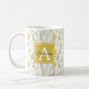 Modern Wispy Yellow Wilde bloemen Floral Monogram Koffiemok