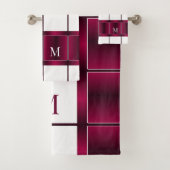 Modern wit en Bourgondisch Paarse monogram Bad Handdoek (Insitu)