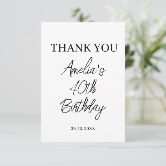 Modern wit en zwart verjaardagsfeestje bedankkaart (Staand voorkant)