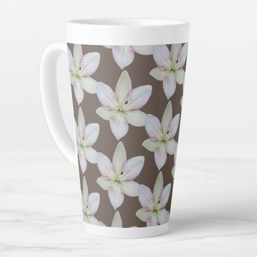 Modern Wit Goudgrijs Lelie Bloem Patroon Latte Mok (Linkerhoek)