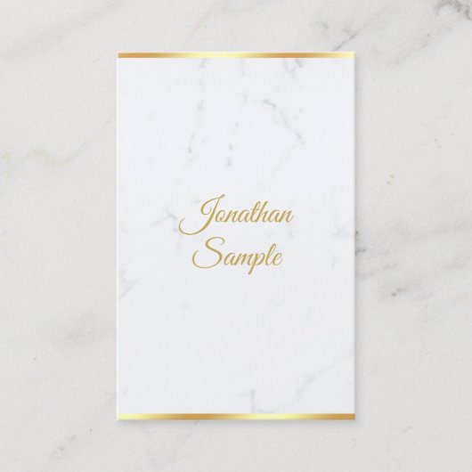 Modern Wit Marmer Goud Hand Script Sjabloon Luxe Visitekaartje (Voorkant)