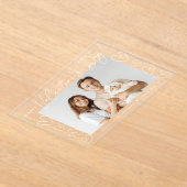 Modern wit script Happy Valentine's Day Foto Acryl Uitnodigingen (Laagn)