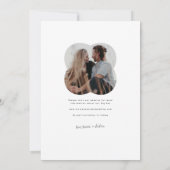 Modern wit Wavy Edge Minimal Monogram Save The Date (Achterkant)