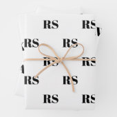Modern wit zwart custom monogram initiaal inpakpapier vel (In situ)