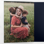 Modern Wreats Script Holiday Kerstmis Drieluik Kaart (Binnenzijde eerst)