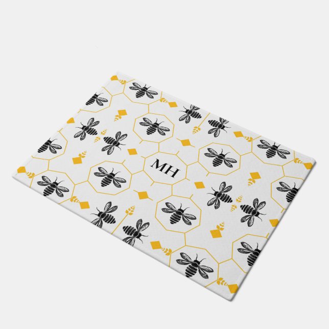Modern Yellow Black Bee Pattern Elegant Monogram Deurmat (Schuin)