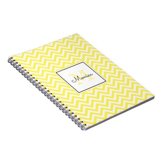 Modern Yellow Chevron Pattern met monogram Notitieboek (Rechterzijde)