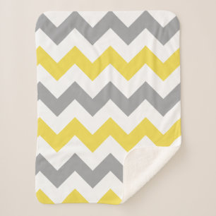 Modern Yellow Gray Chevron Pattern Sherpa Deken