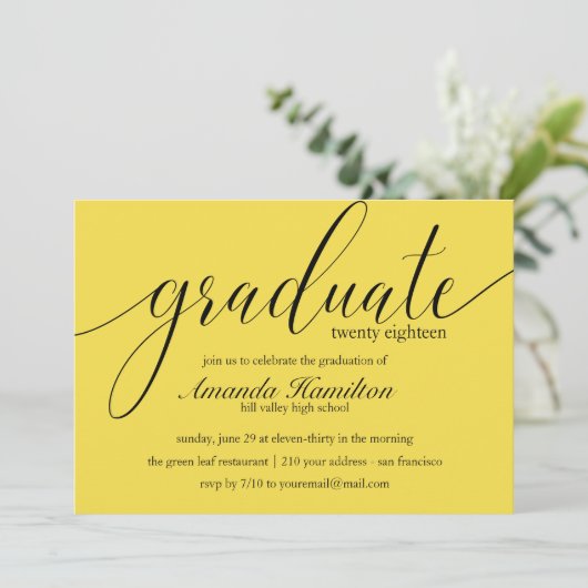 Modern Yellow typografie Afstuderen Kaart (Staand voorkant)