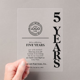 Modern Zakelijk Logo 5 Jaar Jubileum Acryl Uitnodigingen