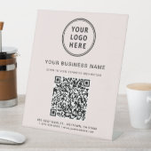 Modern Zakelijk Logo QR Code Roze Reclamebord Met Voetstuk (Insitu)